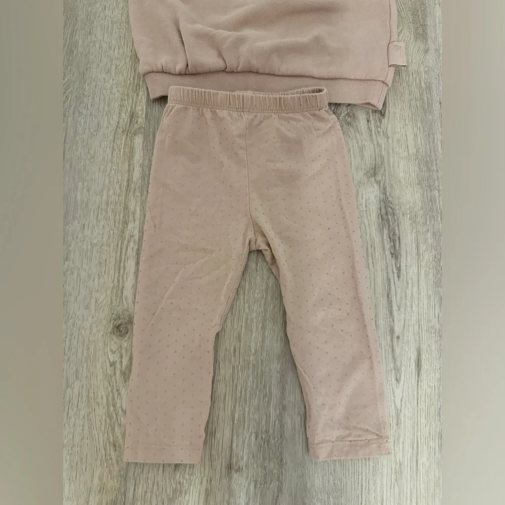 Gap Disney Girls 12 To 18 Months Outfit
